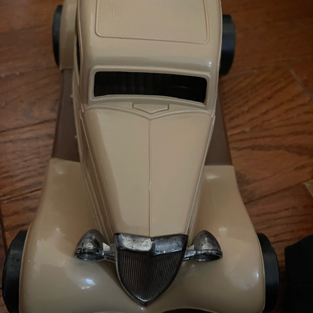 Durant Plastics Tootsie Toys 1934 Victoria Tan & Brown USA